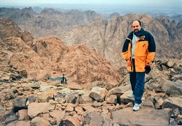 Na hoře Sinaj v Egyptě (1999)