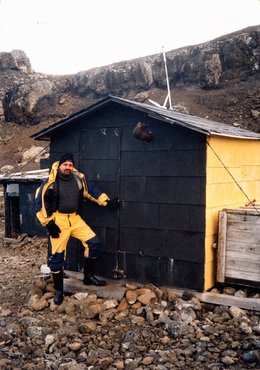 Antarktida (2002)