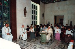 Mše s Janem Pavlem II. v jeho soukromé kapli ve Vatikánu, pouť s českými studenty (1991)
