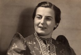 Matka Marie Halíková roz. Wimmerová (foto Josef Sudek 1944)